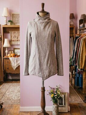 Mountain Hardwear Sarafin Wrap Sweater Wool Blend Snap Neck Women's M